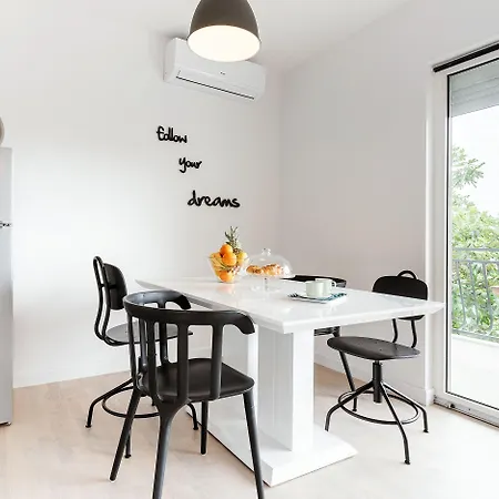 Black & White * スプリト