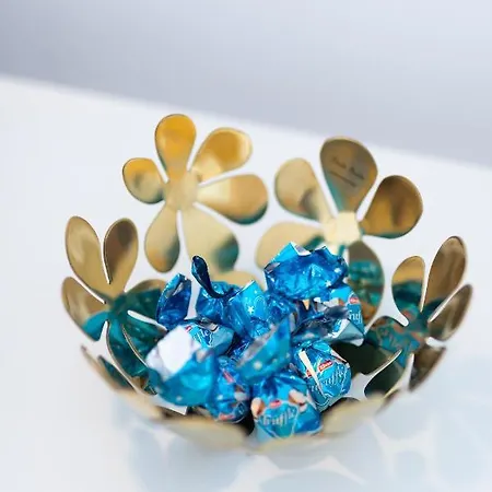 Apartment Black & White Split